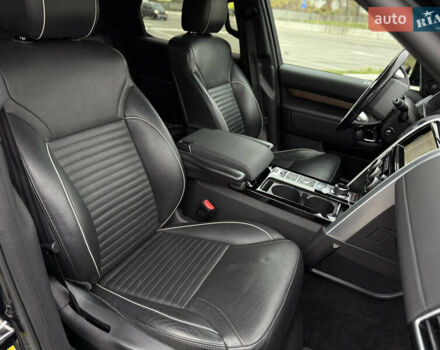 Черный Ленд Ровер Дискавери, объемом двигателя 3 л и пробегом 128 тыс. км за 31400 $, фото 18 на Automoto.ua