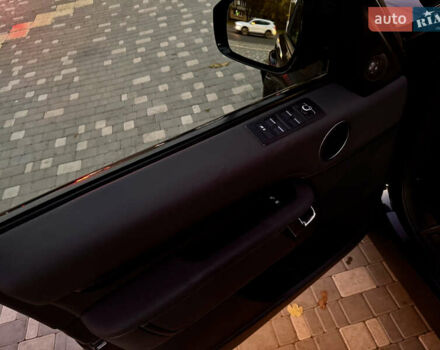 Черный Ленд Ровер Дискавери, объемом двигателя 2 л и пробегом 130 тыс. км за 33400 $, фото 30 на Automoto.ua