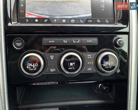 Черный Ленд Ровер Дискавери, объемом двигателя 3 л и пробегом 161 тыс. км за 31290 $, фото 25 на Automoto.ua