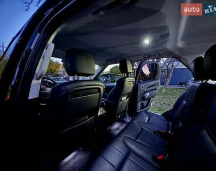 Черный Ленд Ровер Дискавери, объемом двигателя 2 л и пробегом 130 тыс. км за 33400 $, фото 64 на Automoto.ua