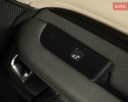 Ленд Ровер Дискавери 2019 в Одессе на Automoto.ua Черный Ленд Ровер Дискавери, объемом двигателя 2 л и пробегом 192 тыс. км за 33500 $, фото 56 на Automoto.ua