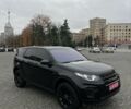Черный Ленд Ровер Дискавери, объемом двигателя 2 л и пробегом 200 тыс. км за 381 $, фото 2 на Automoto.ua