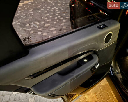 Черный Ленд Ровер Дискавери, объемом двигателя 2 л и пробегом 130 тыс. км за 33400 $, фото 62 на Automoto.ua