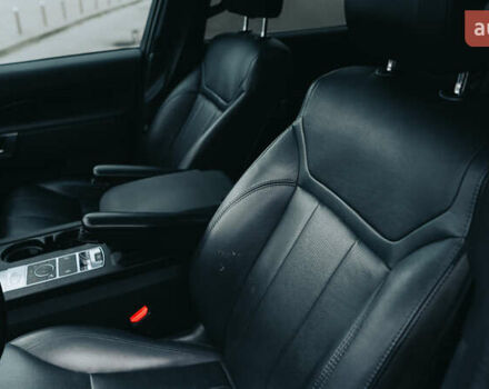 Ленд Ровер Дискавери 2019 в Киеве на Automoto.ua Черный Ленд Ровер Дискавери, объемом двигателя 3 л и пробегом 140 тыс. км за 28400 $, фото 24 на Automoto.ua