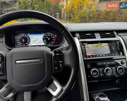Черный Ленд Ровер Дискавери, объемом двигателя 3 л и пробегом 161 тыс. км за 31290 $, фото 30 на Automoto.ua