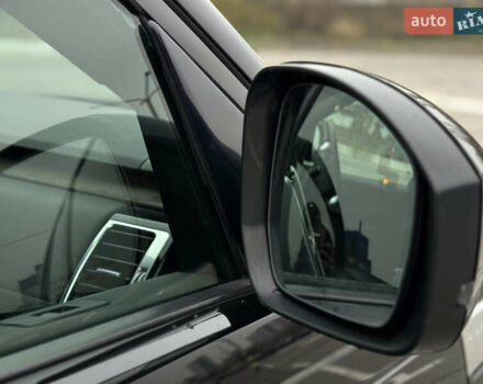 Черный Ленд Ровер Дискавери, объемом двигателя 3 л и пробегом 128 тыс. км за 31400 $, фото 15 на Automoto.ua