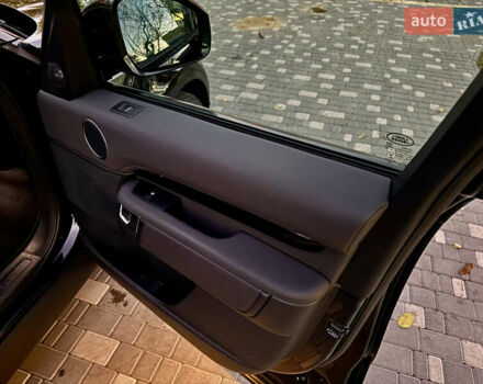 Черный Ленд Ровер Дискавери, объемом двигателя 2 л и пробегом 130 тыс. км за 33400 $, фото 48 на Automoto.ua