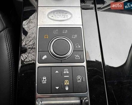 Черный Ленд Ровер Дискавери, объемом двигателя 3 л и пробегом 161 тыс. км за 31290 $, фото 28 на Automoto.ua