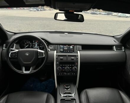 Черный Ленд Ровер Дискавери, объемом двигателя 2 л и пробегом 200 тыс. км за 381 $, фото 7 на Automoto.ua