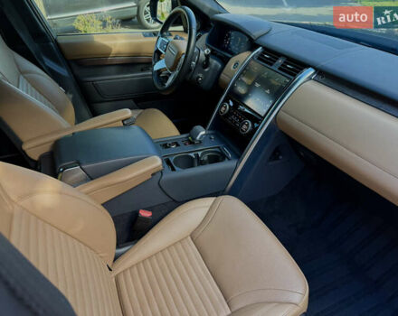 Чорний Ленд Ровер Діскавері, об'ємом двигуна 3 л та пробігом 48 тис. км за 62500 $, фото 16 на Automoto.ua