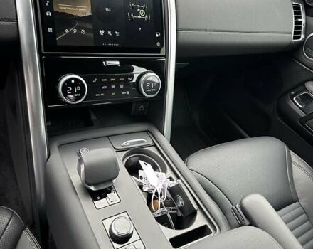 Черный Ленд Ровер Дискавери, объемом двигателя 3 л и пробегом 11 тыс. км за 87500 $, фото 17 на Automoto.ua