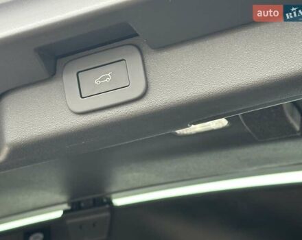 Черный Ленд Ровер Дискавери, объемом двигателя 3 л и пробегом 11 тыс. км за 87500 $, фото 32 на Automoto.ua