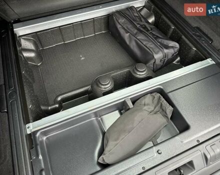 Черный Ленд Ровер Дискавери, объемом двигателя 3 л и пробегом 11 тыс. км за 87500 $, фото 33 на Automoto.ua