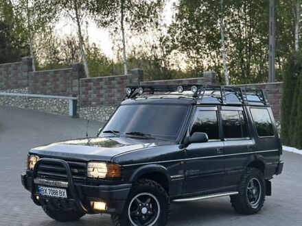 Ленд Ровер Дискавери 1996 в Волочиске на Automoto.ua Черный Ленд Ровер Дискавери, объемом двигателя 2.5 л и пробегом 300 тыс. км за 6999 $, фото 1 на Automoto.ua