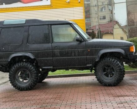 Черный Ленд Ровер Дискавери, объемом двигателя 2.5 л и пробегом 267 тыс. км за 12850 $, фото 1 на Automoto.ua