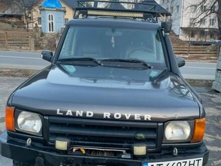 Черный Ленд Ровер Дискавери, объемом двигателя 2.5 л и пробегом 300 тыс. км за 10300 $, фото 1 на Automoto.ua