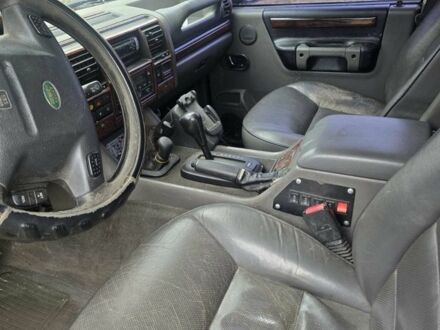 Чорний Ленд Ровер Діскавері, об'ємом двигуна 0 л та пробігом 2 тис. км за 5200 $, фото 1 на Automoto.ua