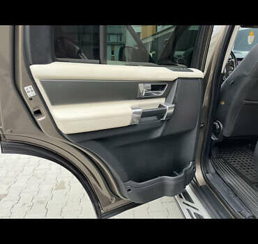 Ленд Ровер Дискавери 2010 в Коломые на Automoto.ua Коричневый Ленд Ровер Дискавери, объемом двигателя 3 л и пробегом 285 тыс. км за 14500 $, фото 12 на Automoto.ua