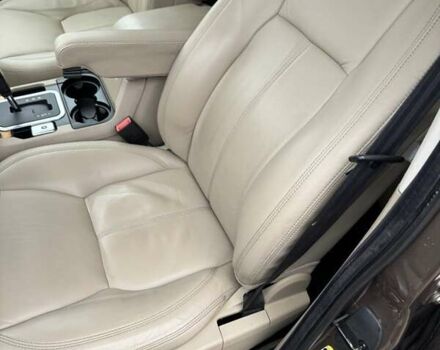 Коричневий Ленд Ровер Діскавері, об'ємом двигуна 3 л та пробігом 279 тис. км за 10300 $, фото 6 на Automoto.ua