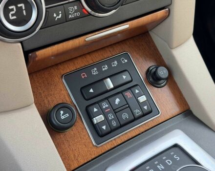 Коричневий Ленд Ровер Діскавері, об'ємом двигуна 3 л та пробігом 164 тис. км за 19000 $, фото 20 на Automoto.ua