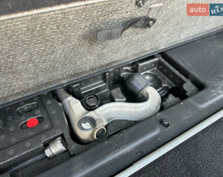 Коричневый Ленд Ровер Дискавери, объемом двигателя 3 л и пробегом 65 тыс. км за 59500 $, фото 46 на Automoto.ua