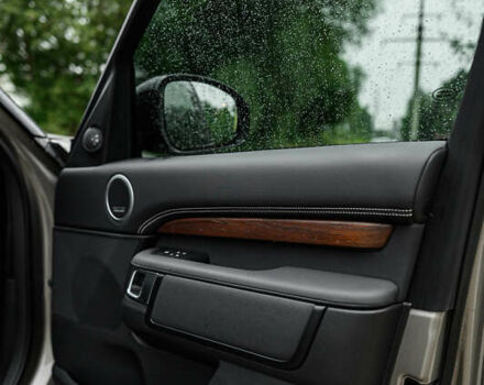 Коричневый Ленд Ровер Дискавери, объемом двигателя 3 л и пробегом 49 тыс. км за 49900 $, фото 74 на Automoto.ua