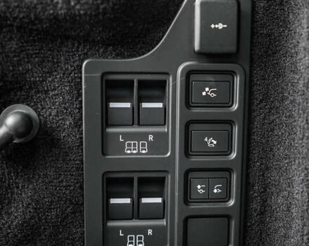 Коричневый Ленд Ровер Дискавери, объемом двигателя 3 л и пробегом 49 тыс. км за 49900 $, фото 114 на Automoto.ua