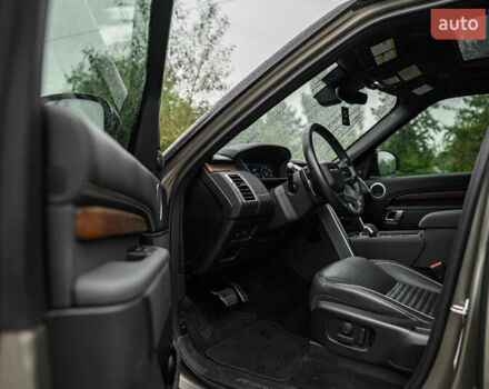 Коричневый Ленд Ровер Дискавери, объемом двигателя 3 л и пробегом 49 тыс. км за 49900 $, фото 63 на Automoto.ua