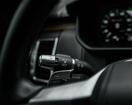 Коричневый Ленд Ровер Дискавери, объемом двигателя 3 л и пробегом 49 тыс. км за 49900 $, фото 98 на Automoto.ua