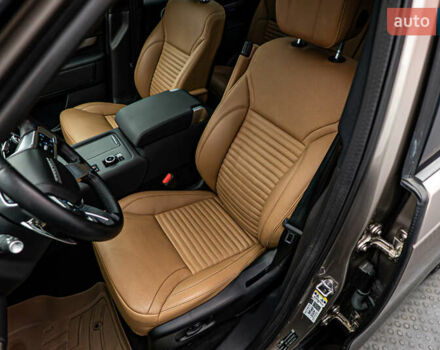Ленд Ровер Дискавери 2023 в Киеве на Automoto.ua Коричневый Ленд Ровер Дискавери, объемом двигателя 3 л и пробегом 104 тыс. км за 66350 $, фото 10 на Automoto.ua