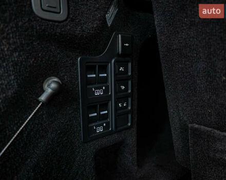 Ленд Ровер Дискавери 2023 в Киеве на Automoto.ua Коричневый Ленд Ровер Дискавери, объемом двигателя 3 л и пробегом 104 тыс. км за 66350 $, фото 9 на Automoto.ua