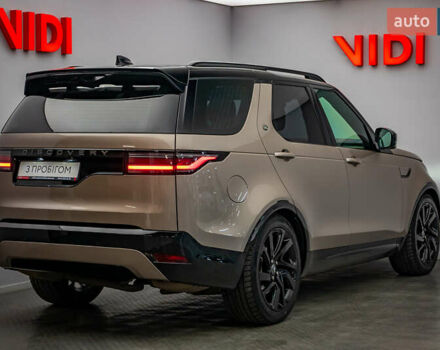 Ленд Ровер Дискавери 2023 в Киеве на Automoto.ua Коричневый Ленд Ровер Дискавери, объемом двигателя 3 л и пробегом 104 тыс. км за 66350 $, фото 1 на Automoto.ua