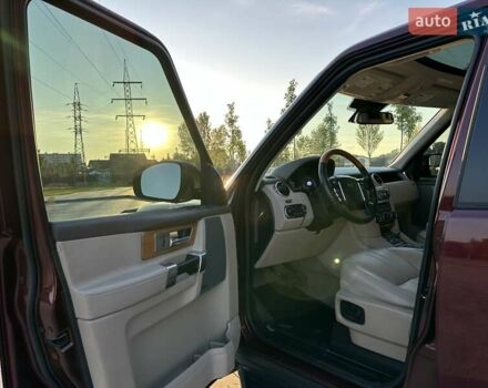 Красный Ленд Ровер Дискавери, объемом двигателя 3 л и пробегом 121 тыс. км за 22950 $, фото 23 на Automoto.ua