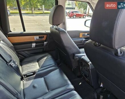 Красный Ленд Ровер Дискавери, объемом двигателя 3 л и пробегом 200 тыс. км за 16700 $, фото 11 на Automoto.ua