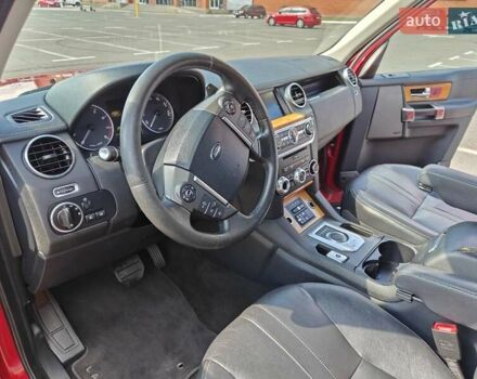 Красный Ленд Ровер Дискавери, объемом двигателя 3 л и пробегом 200 тыс. км за 16700 $, фото 12 на Automoto.ua