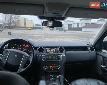 Красный Ленд Ровер Дискавери, объемом двигателя 3 л и пробегом 150 тыс. км за 25000 $, фото 8 на Automoto.ua