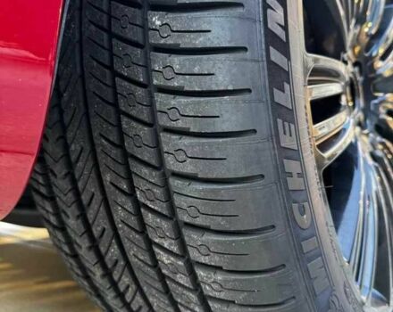 Красный Ленд Ровер Дискавери, объемом двигателя 2 л и пробегом 19 тыс. км за 10900 $, фото 1 на Automoto.ua