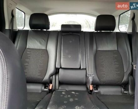 Ленд Ровер Дискавери, объемом двигателя 2 л и пробегом 134 тыс. км за 6500 $, фото 9 на Automoto.ua