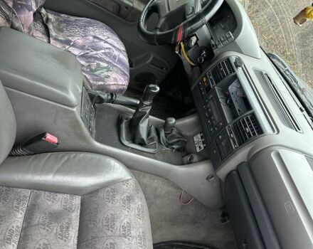 Серый Ленд Ровер Дискавери, объемом двигателя 0 л и пробегом 390 тыс. км за 1700 $, фото 7 на Automoto.ua