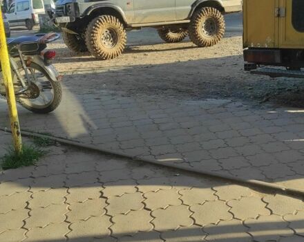 Сірий Ленд Ровер Діскавері, об'ємом двигуна 0 л та пробігом 1000 тис. км за 6500 $, фото 10 на Automoto.ua