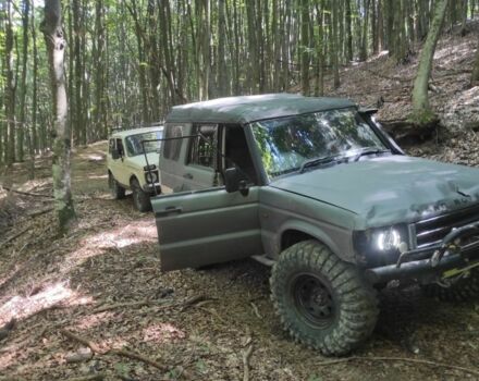 Сірий Ленд Ровер Діскавері, об'ємом двигуна 0 л та пробігом 1000 тис. км за 6500 $, фото 4 на Automoto.ua
