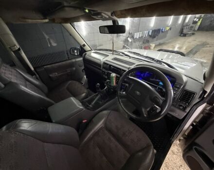 Серый Ленд Ровер Дискавери, объемом двигателя 0 л и пробегом 200 тыс. км за 3500 $, фото 6 на Automoto.ua