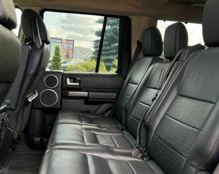 Сірий Ленд Ровер Діскавері, об'ємом двигуна 2.7 л та пробігом 279 тис. км за 10650 $, фото 10 на Automoto.ua