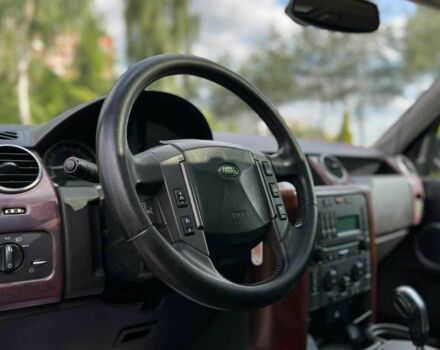 Сірий Ленд Ровер Діскавері, об'ємом двигуна 2.7 л та пробігом 279 тис. км за 10650 $, фото 16 на Automoto.ua