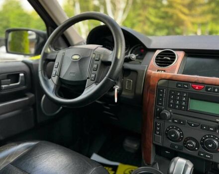 Сірий Ленд Ровер Діскавері, об'ємом двигуна 2.7 л та пробігом 279 тис. км за 10650 $, фото 13 на Automoto.ua