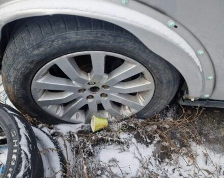 Серый Ленд Ровер Дискавери, объемом двигателя 2.7 л и пробегом 300 тыс. км за 2800 $, фото 1 на Automoto.ua