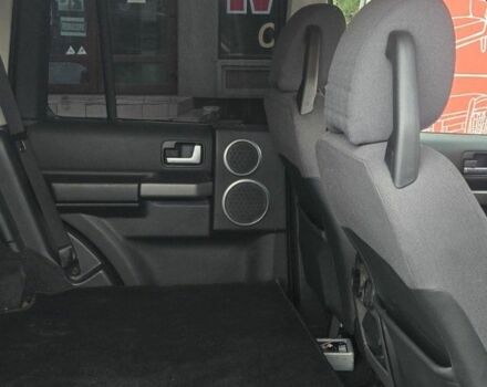 Серый Ленд Ровер Дискавери, объемом двигателя 3 л и пробегом 250 тыс. км за 6731 $, фото 7 на Automoto.ua