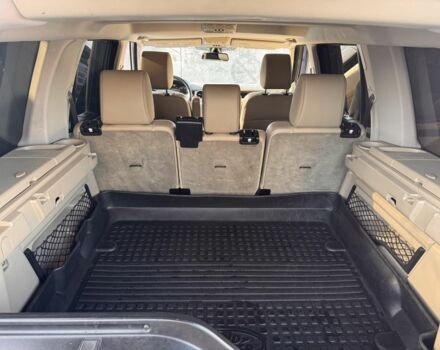 Серый Ленд Ровер Дискавери, объемом двигателя 3 л и пробегом 305 тыс. км за 14100 $, фото 6 на Automoto.ua