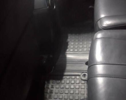 Серый Ленд Ровер Дискавери, объемом двигателя 3 л и пробегом 225 тыс. км за 17500 $, фото 23 на Automoto.ua