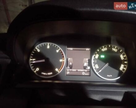 Серый Ленд Ровер Дискавери, объемом двигателя 3 л и пробегом 225 тыс. км за 17500 $, фото 19 на Automoto.ua